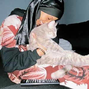 Meet your Posher, Billise